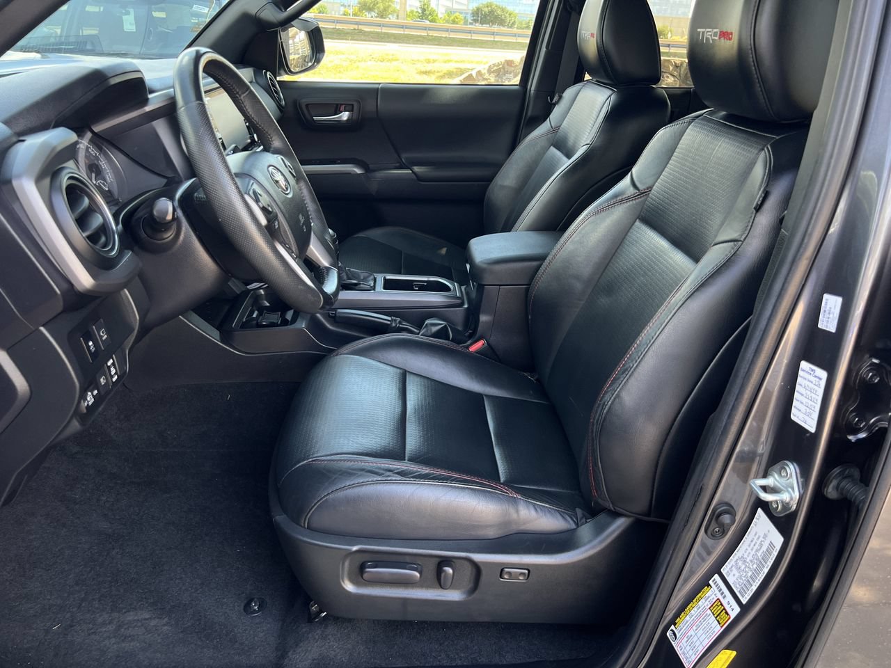 Used 2022 Toyota Tacoma TRD Pro AWD/4WD image 9