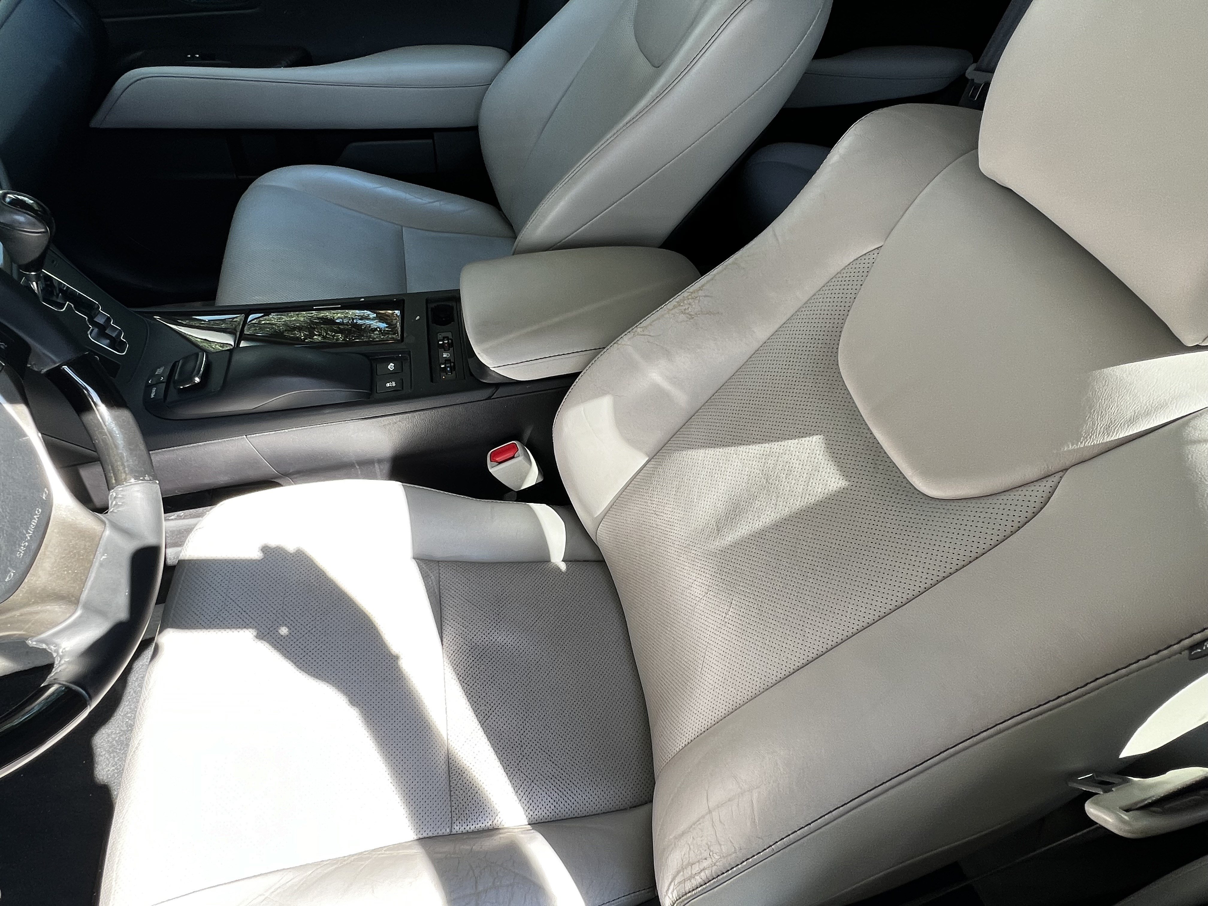 Used 2015 Lexus RX 450h FWD image 16
