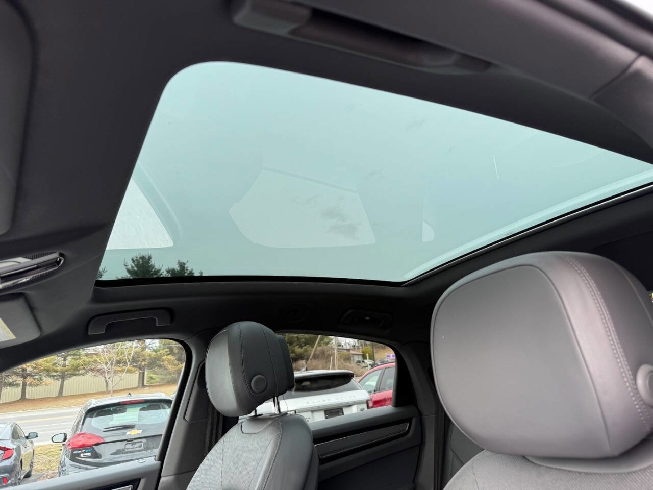 Used 2020 Porsche Cayenne AWD/4WD image 19