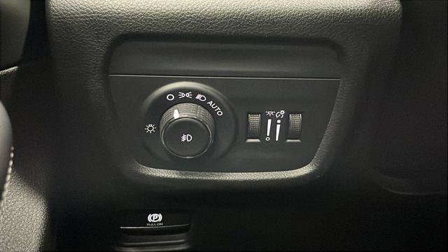 New 2026 Jeep Grand Cherokee Limited AWD/4WD image 39