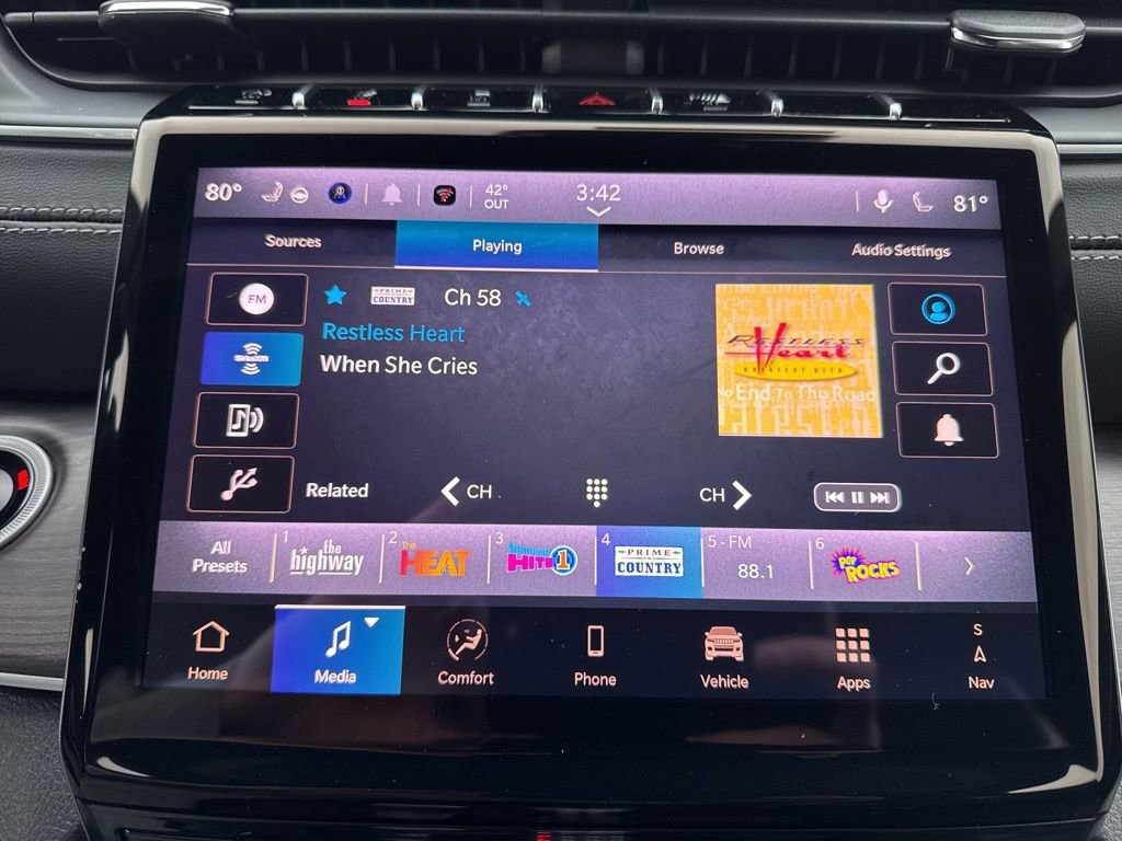 New 2025 Jeep Grand Cherokee Limited image 15