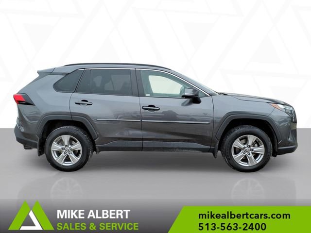 Used 2022 Toyota RAV4 XLE w/ Convenience Package image 8