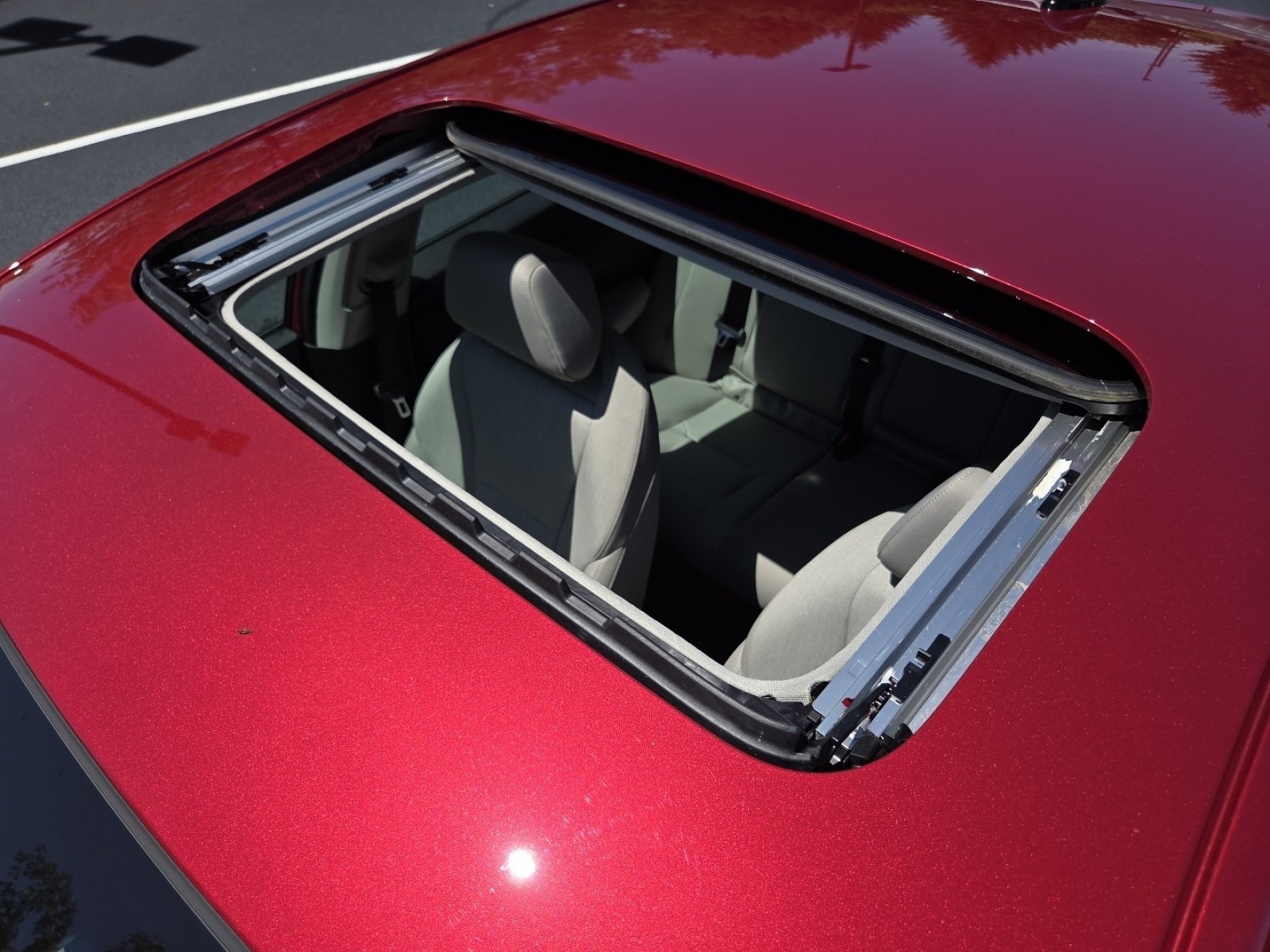 Certified 2025 Honda Accord SE image 4