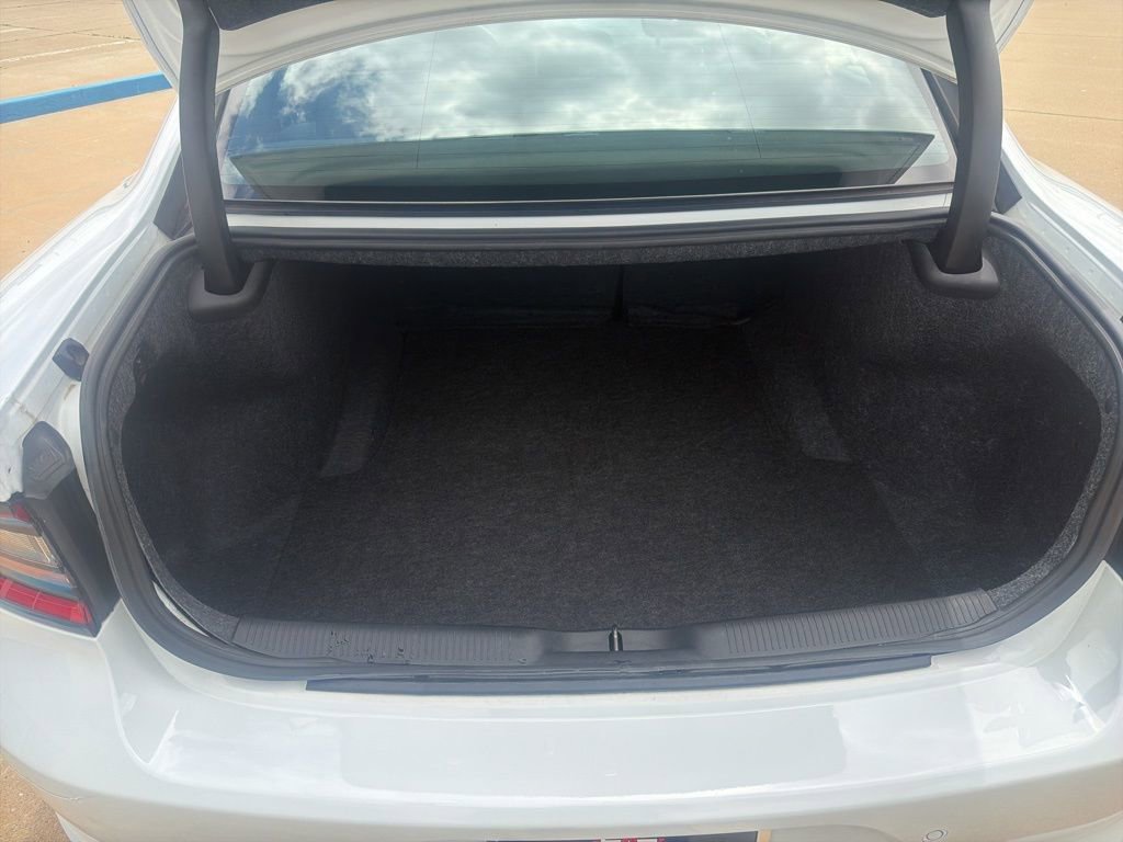 Used 2023 Dodge Charger SXT w/ Blacktop Package RWD image 23