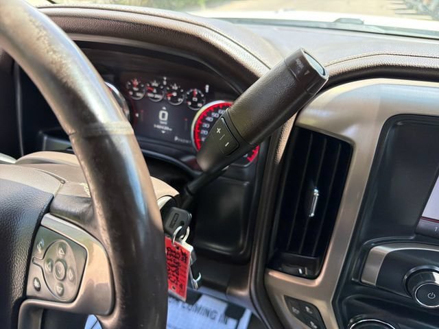 Used 2015 GMC Sierra 2500 Denali w/ Duramax Plus Package AWD/4WD image 20