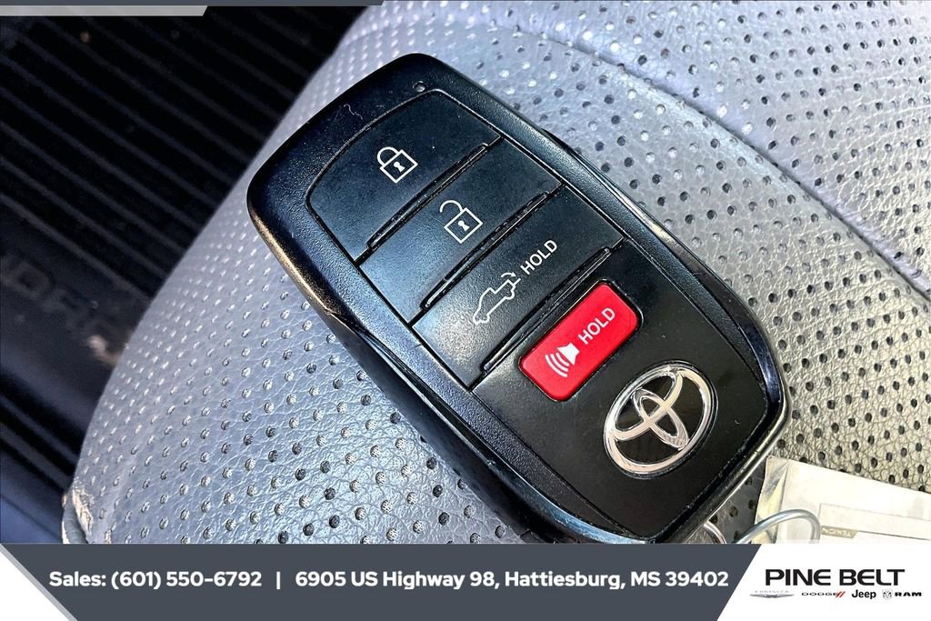 Used 2024 Toyota Tundra Limited image 9