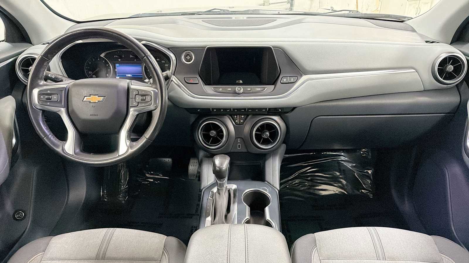 Used 2019 Chevrolet Blazer LT FWD image 25