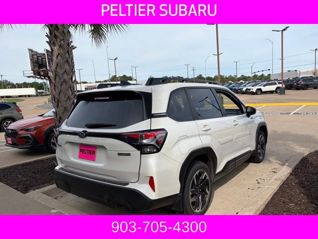 Used 2025 Subaru Forester Premium AWD/4WD image 21