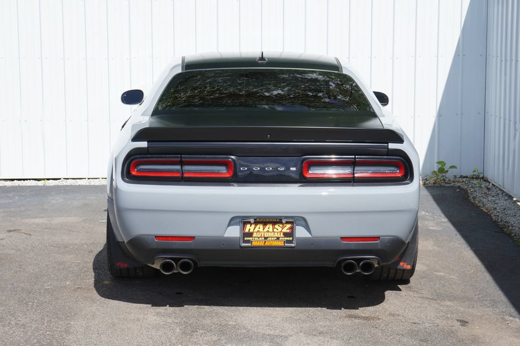 Used 2022 Dodge Challenger R/T Scat Pack RWD image 5