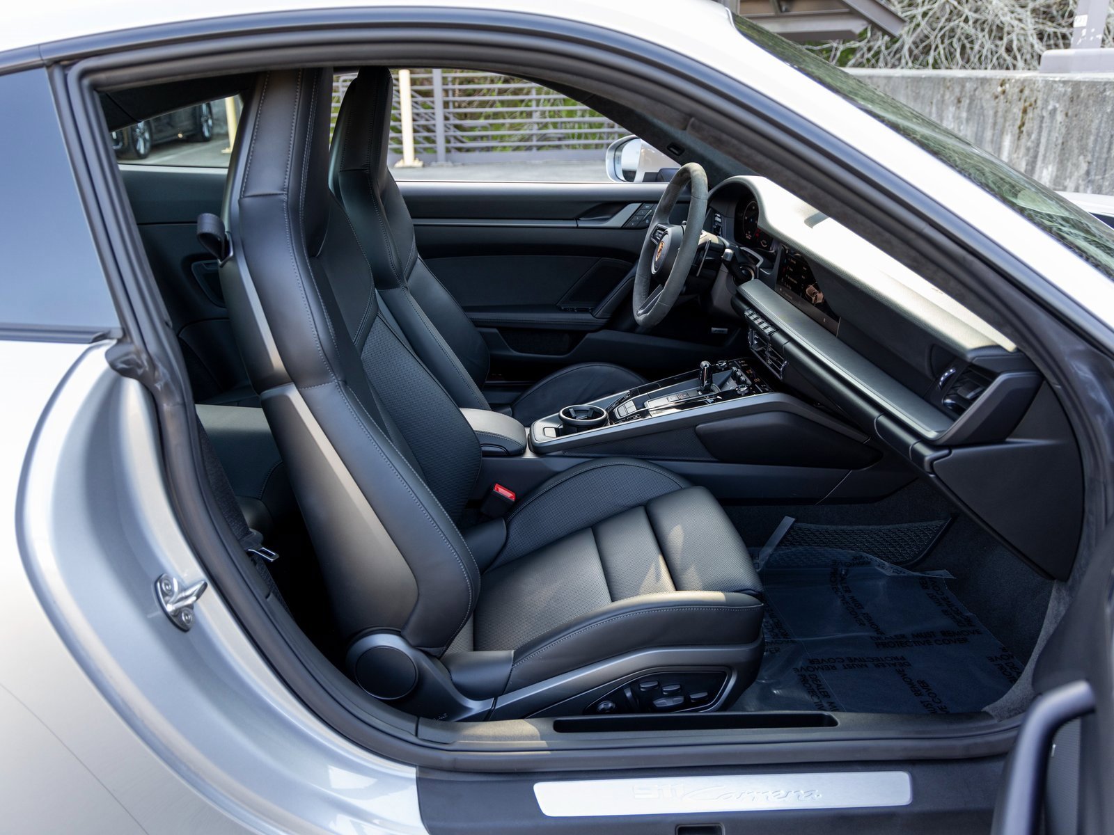 Certified 2025 Porsche 911 Carrera image 47