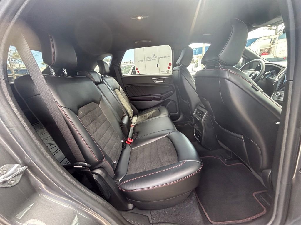 Used 2023 Ford Edge ST-Line w/ Cargo Accessory Package image 29