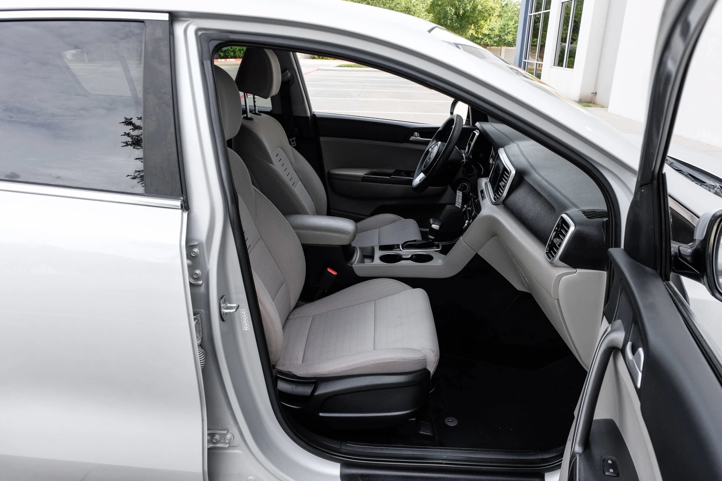 Used 2020 Kia Sportage LX w/ LX Popular Package FWD image 35
