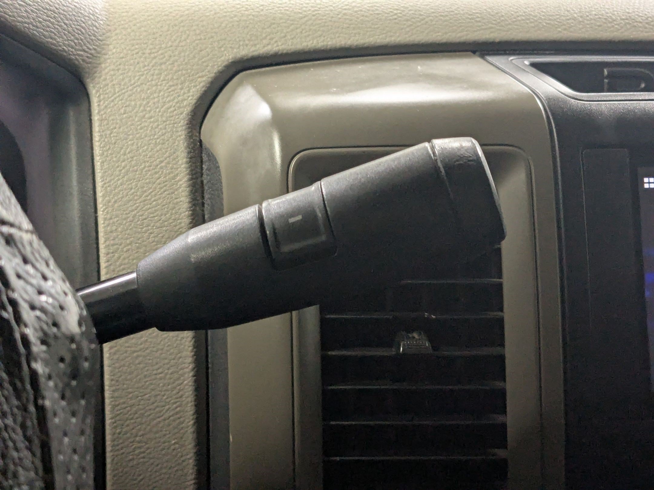 Used 2012 RAM 2500 ST w/ Chrome Appearance Group AWD/4WD image 20