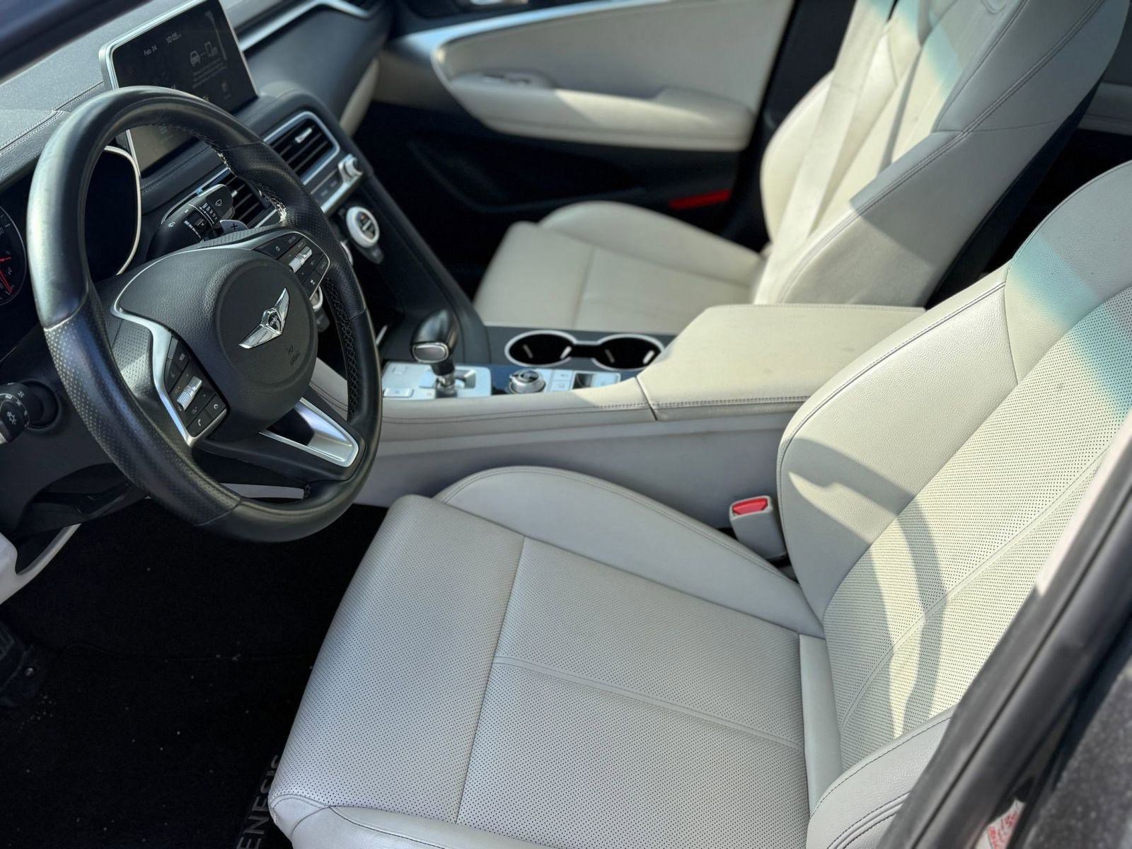 Used 2019 Genesis G70 2.0T Advanced image 5