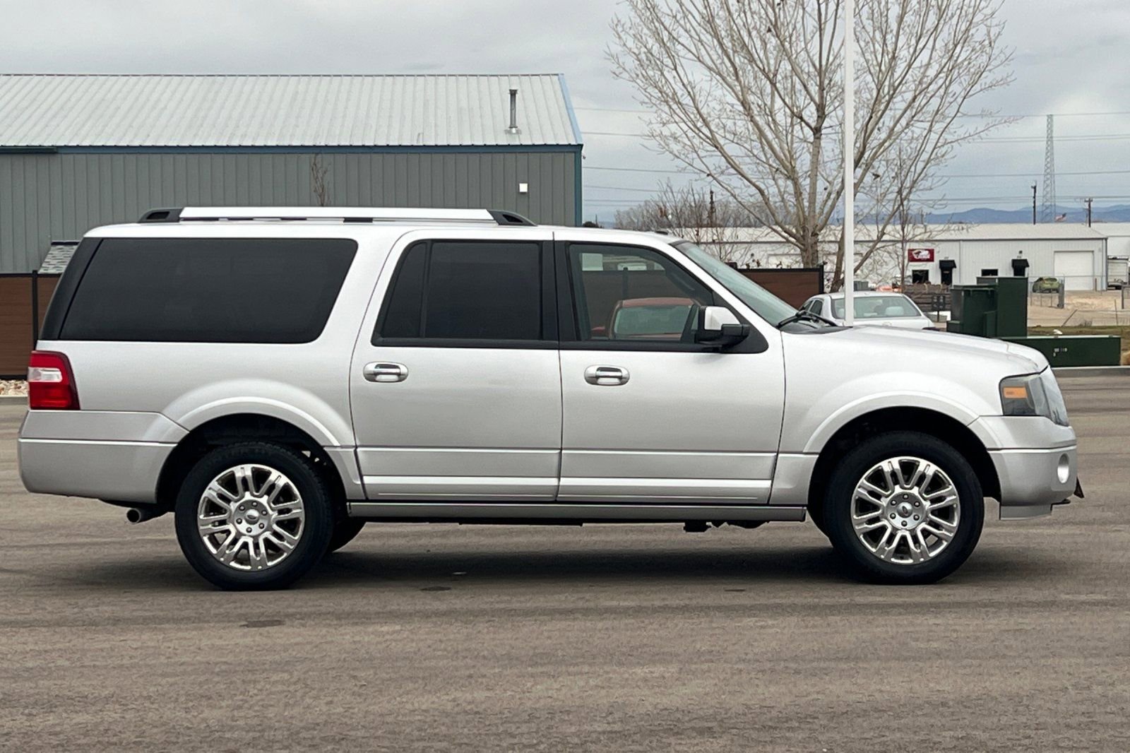 Used 2011 Ford Expedition EL Limited w/ 301A Rapid Spec Order Code image 3