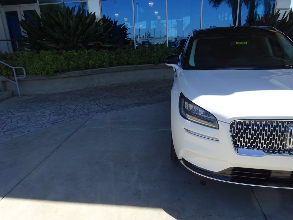 Used 2020 Lincoln Corsair Reserve w/ Beyond Blue Interior Package FWD image 31