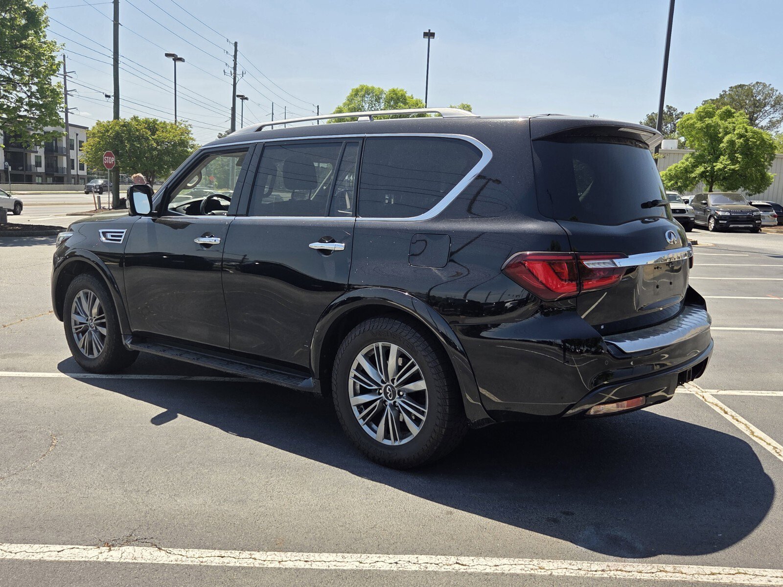 Used 2021 INFINITI QX80 Luxe image 8