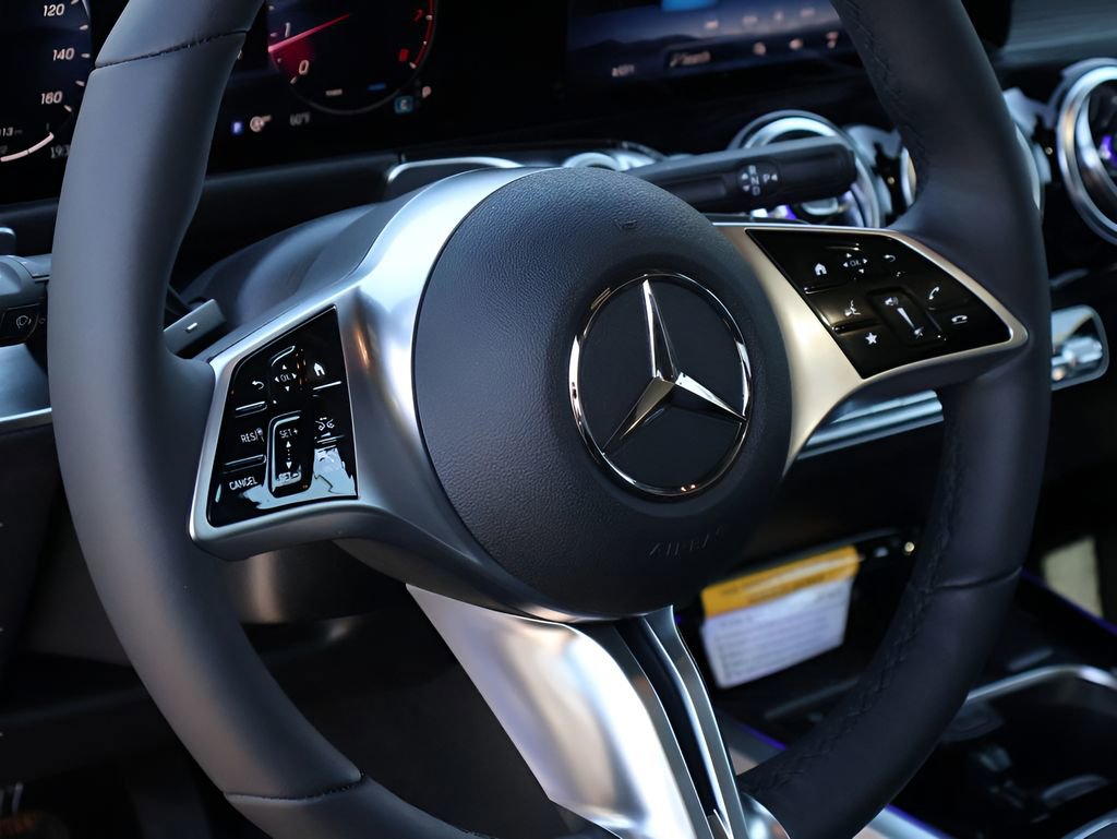 New 2026 Mercedes-Benz GLB 250 4MATIC image 20
