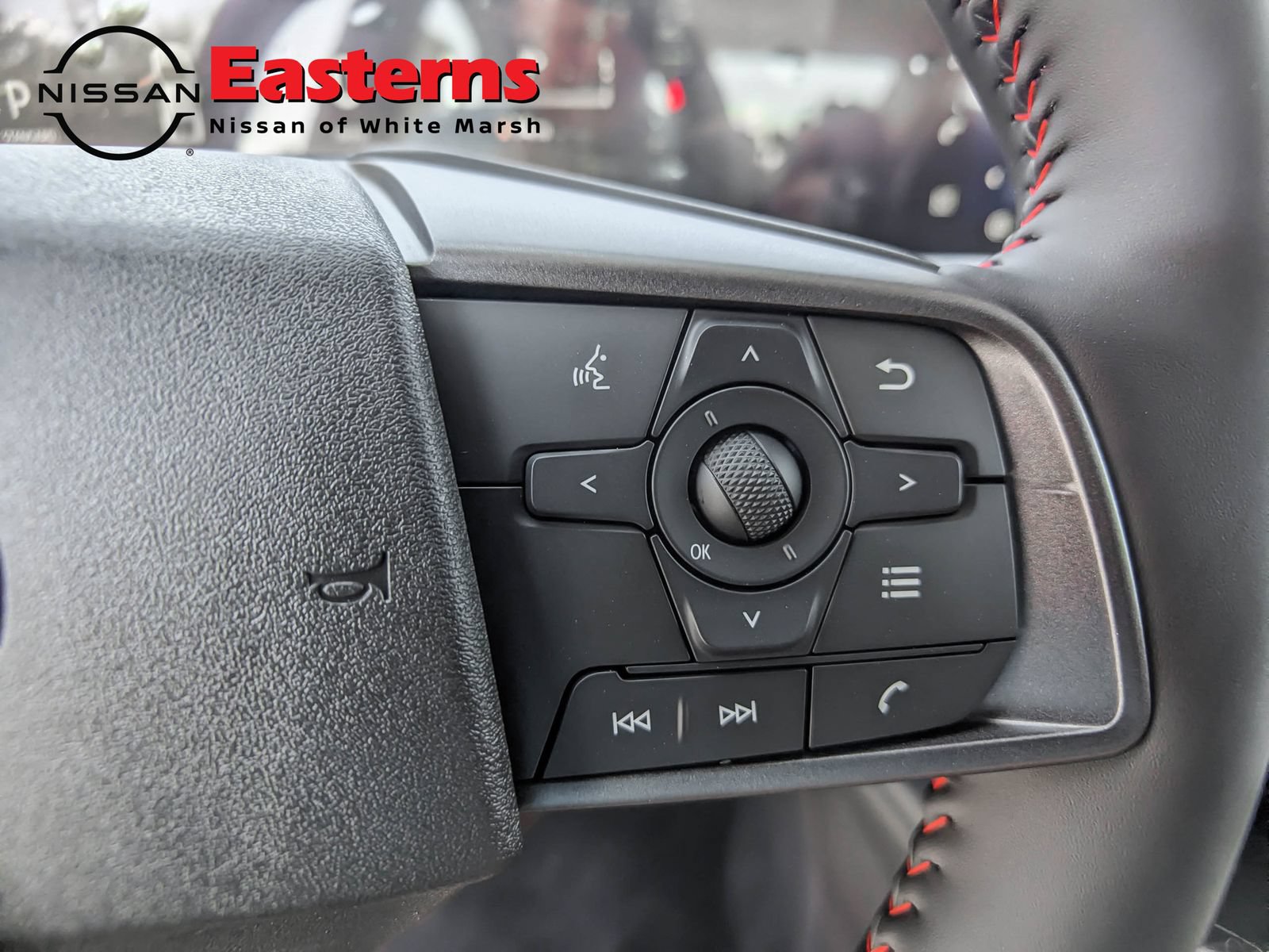 New 2026 Nissan Sentra SR w/ SR Premium Package FWD image 16