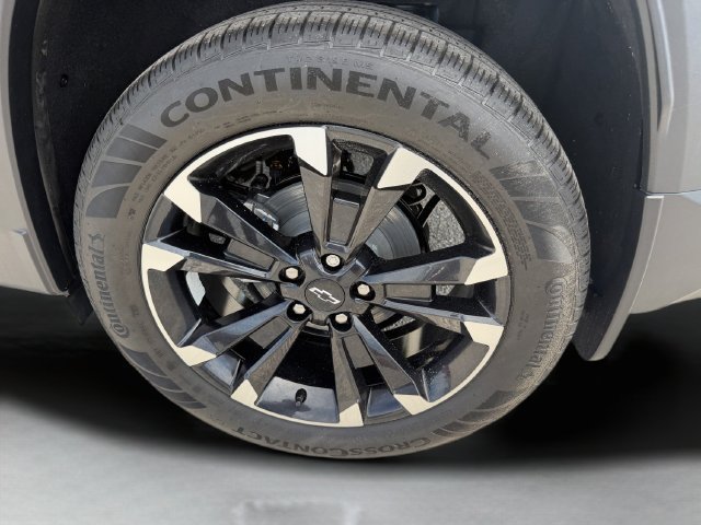 New 2027 Chevrolet Equinox RS w/ Safety and Technology Package FWD image 35