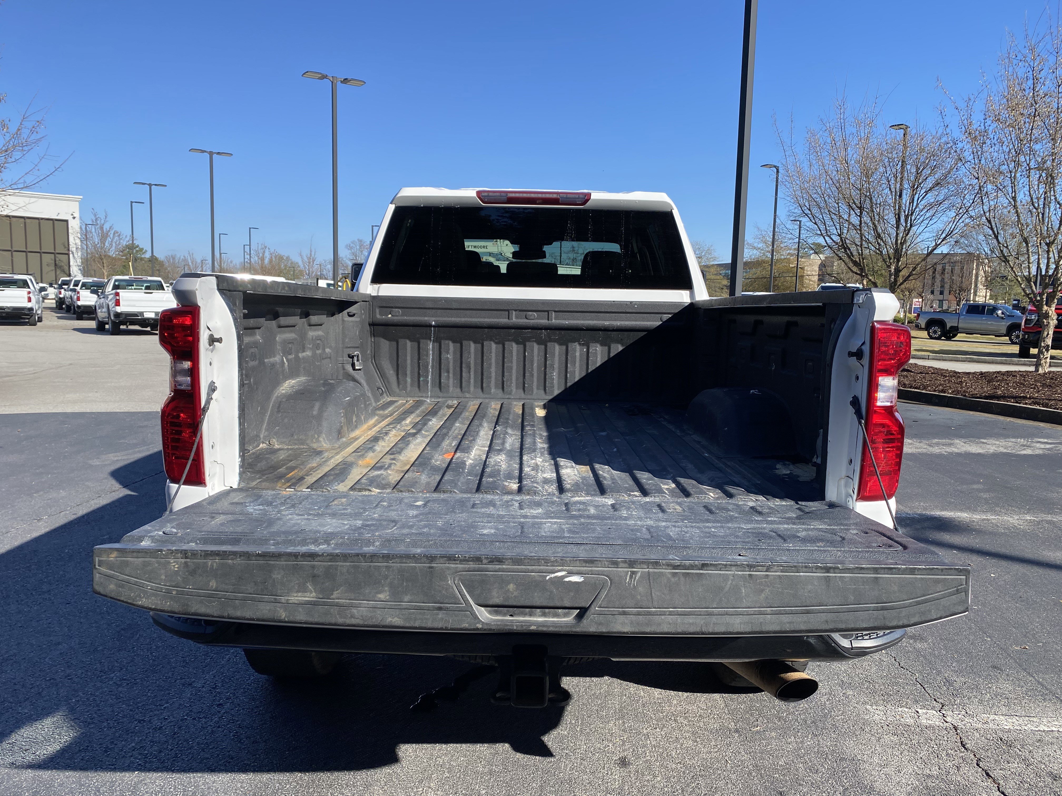 Used 2024 Chevrolet Silverado 2500 Custom w/ Custom Value Package image 11