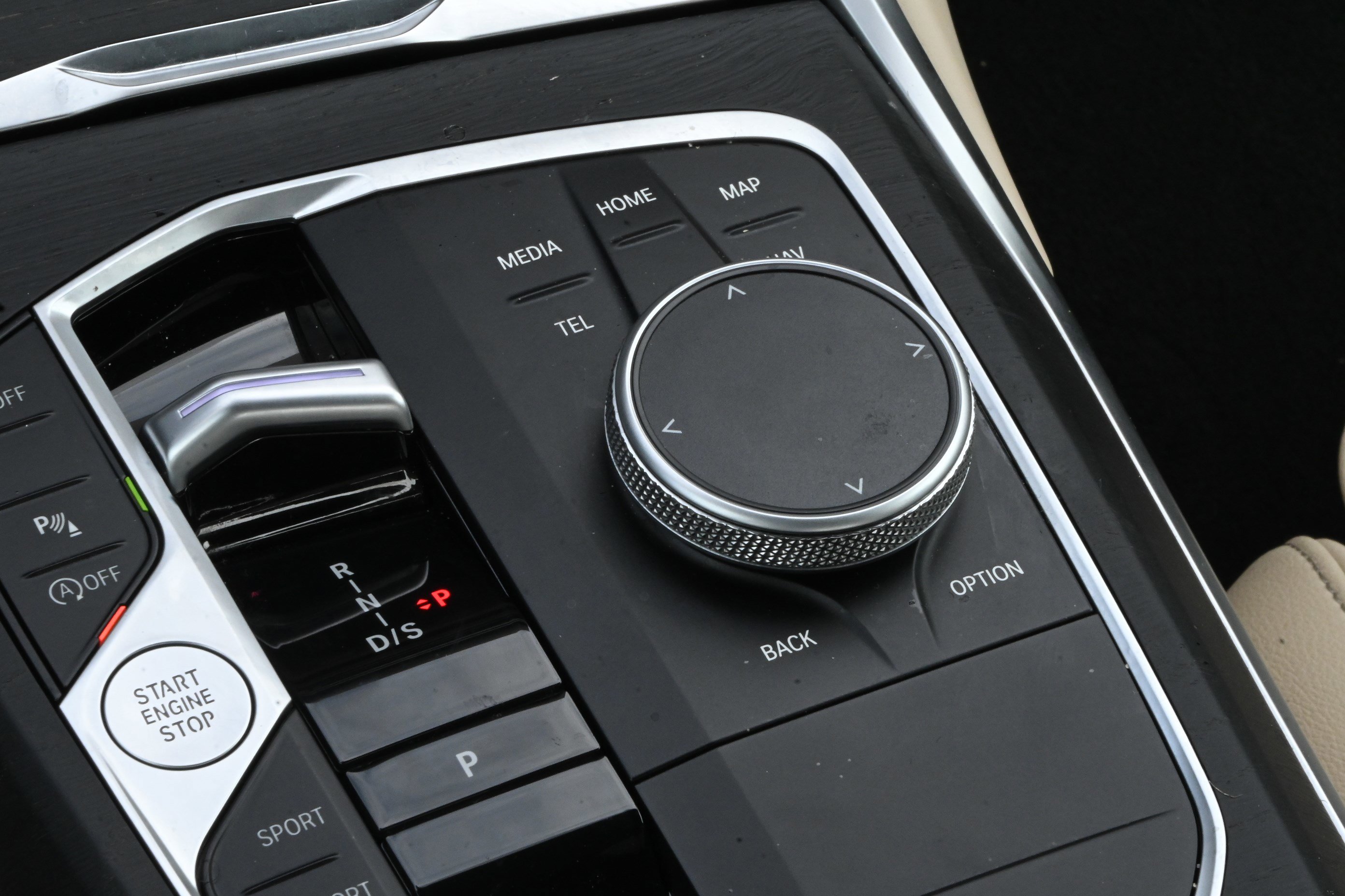 Certified 2024 BMW 330i Sedan w/ Convenience Package image 25