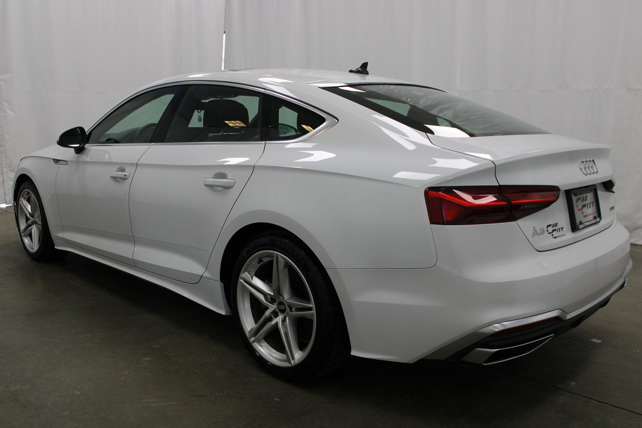 Used 2022 Audi A5 2.0T Premium image 8
