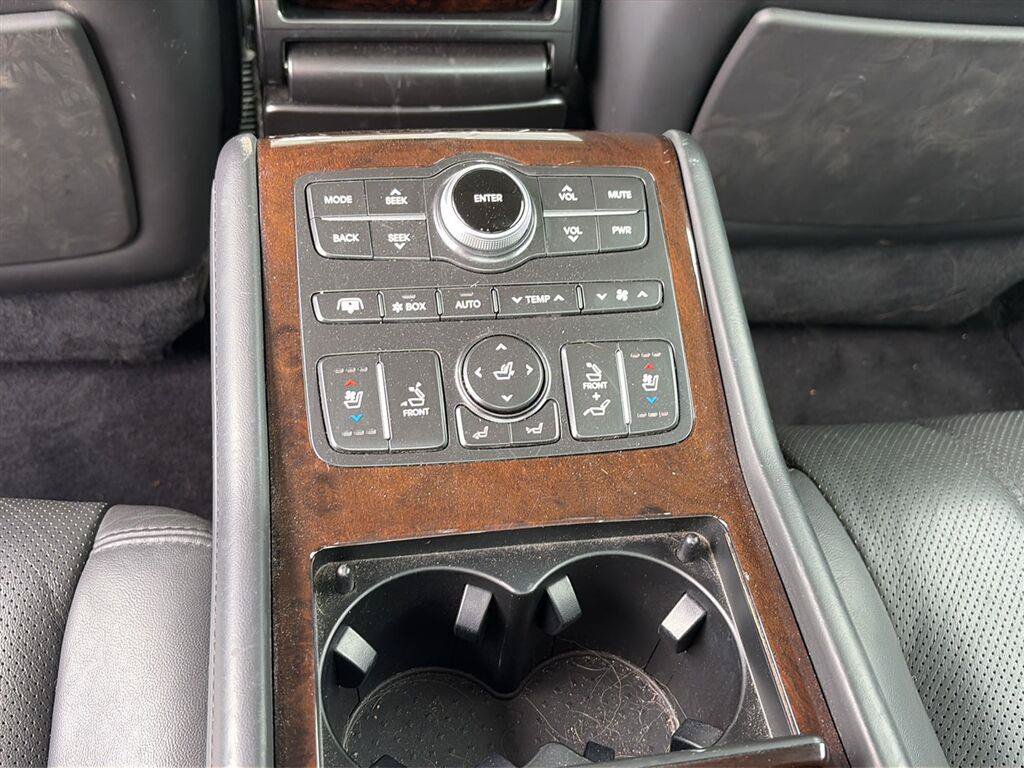 Used 2013 Hyundai Equus Ultimate RWD image 5