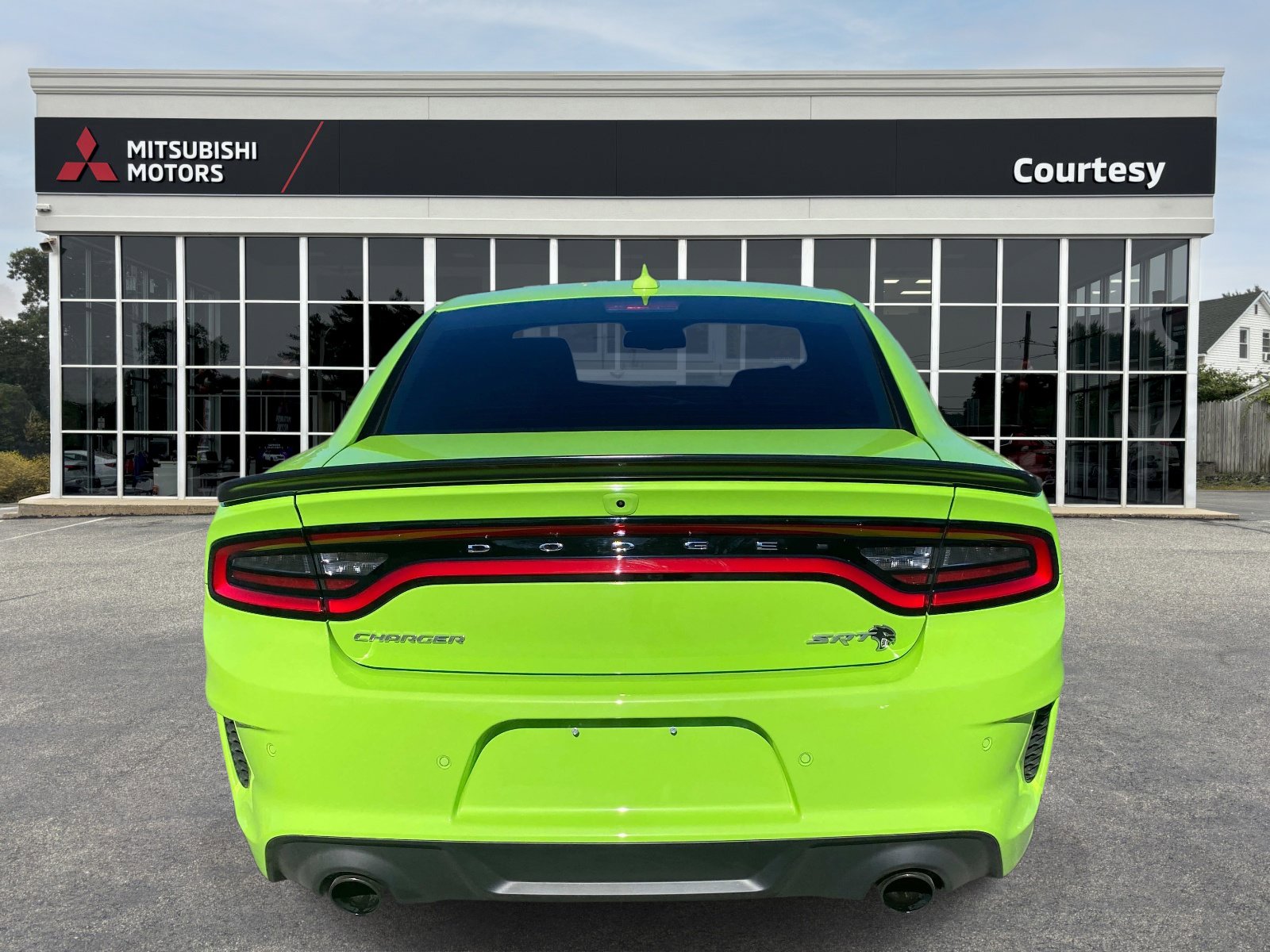 Used 2023 Dodge Charger SRT Hellcat w/ Harman/Kardon Audio Group image 4