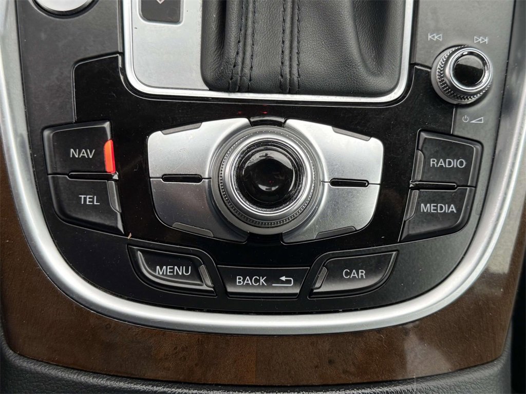 Used 2016 Audi Q5 2.0T Premium Plus w/ Technology Package image 24