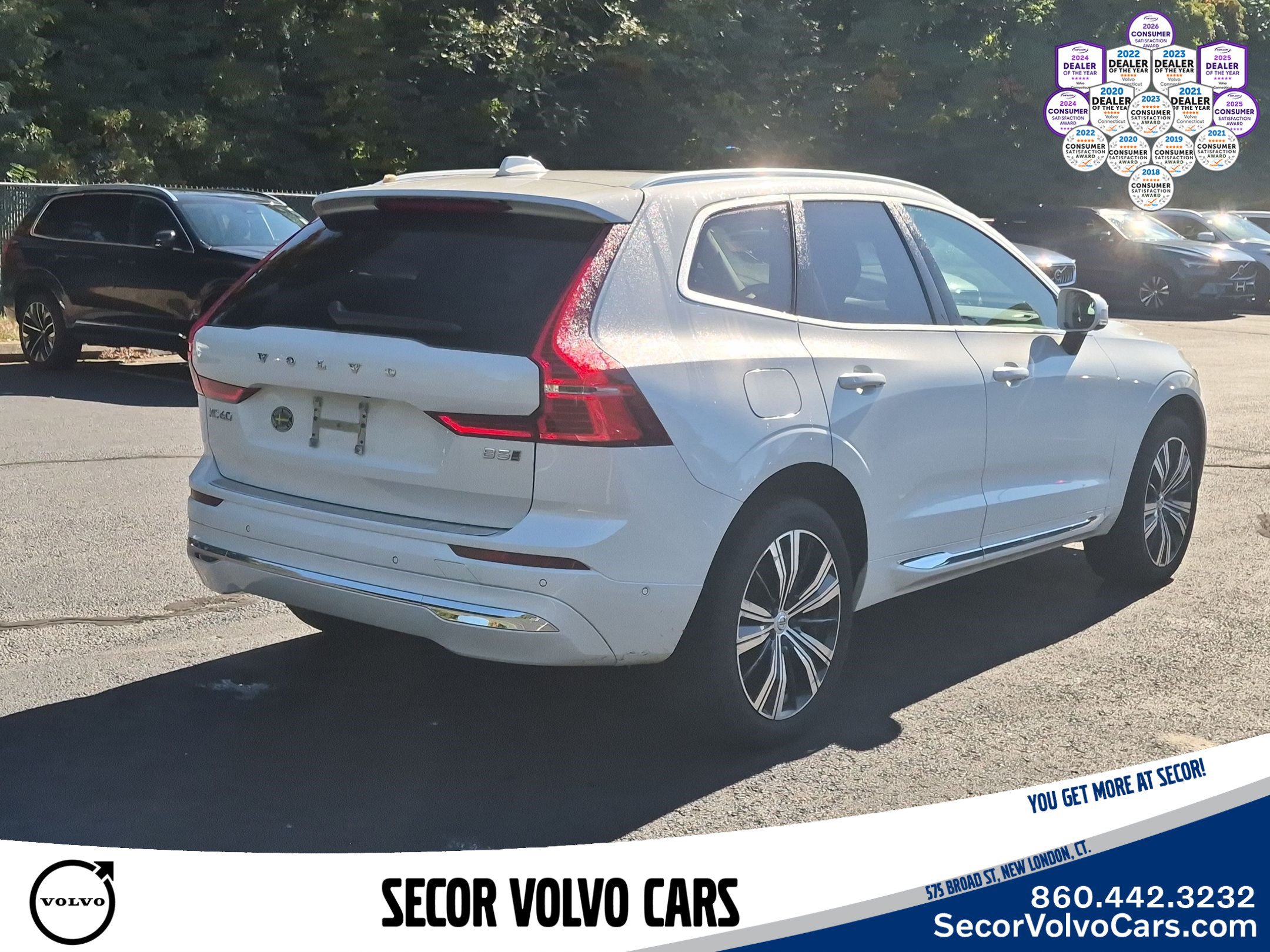 Used 2022 Volvo XC60 B5 Inscription w/ Advanced Package AWD/4WD image 5