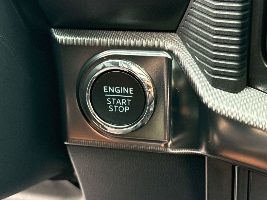 Certified 2025 Ford F150 Raptor AWD/4WD image 35