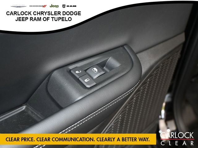 New 2025 Jeep Grand Cherokee Altitude image 31