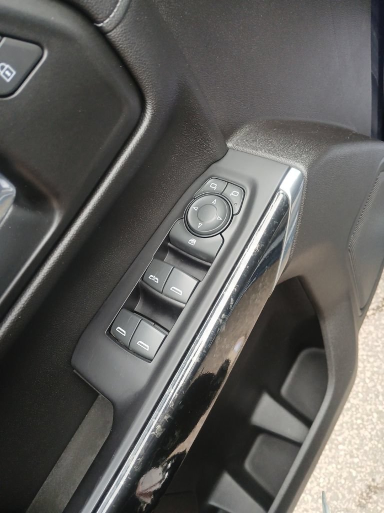 Used 2020 GMC Sierra 1500 Elevation AWD/4WD image 10