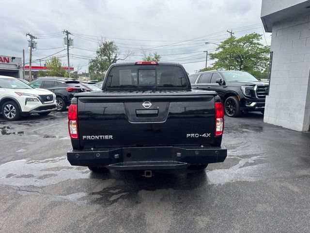 Used 2017 Nissan Frontier PRO-4X AWD/4WD image 3