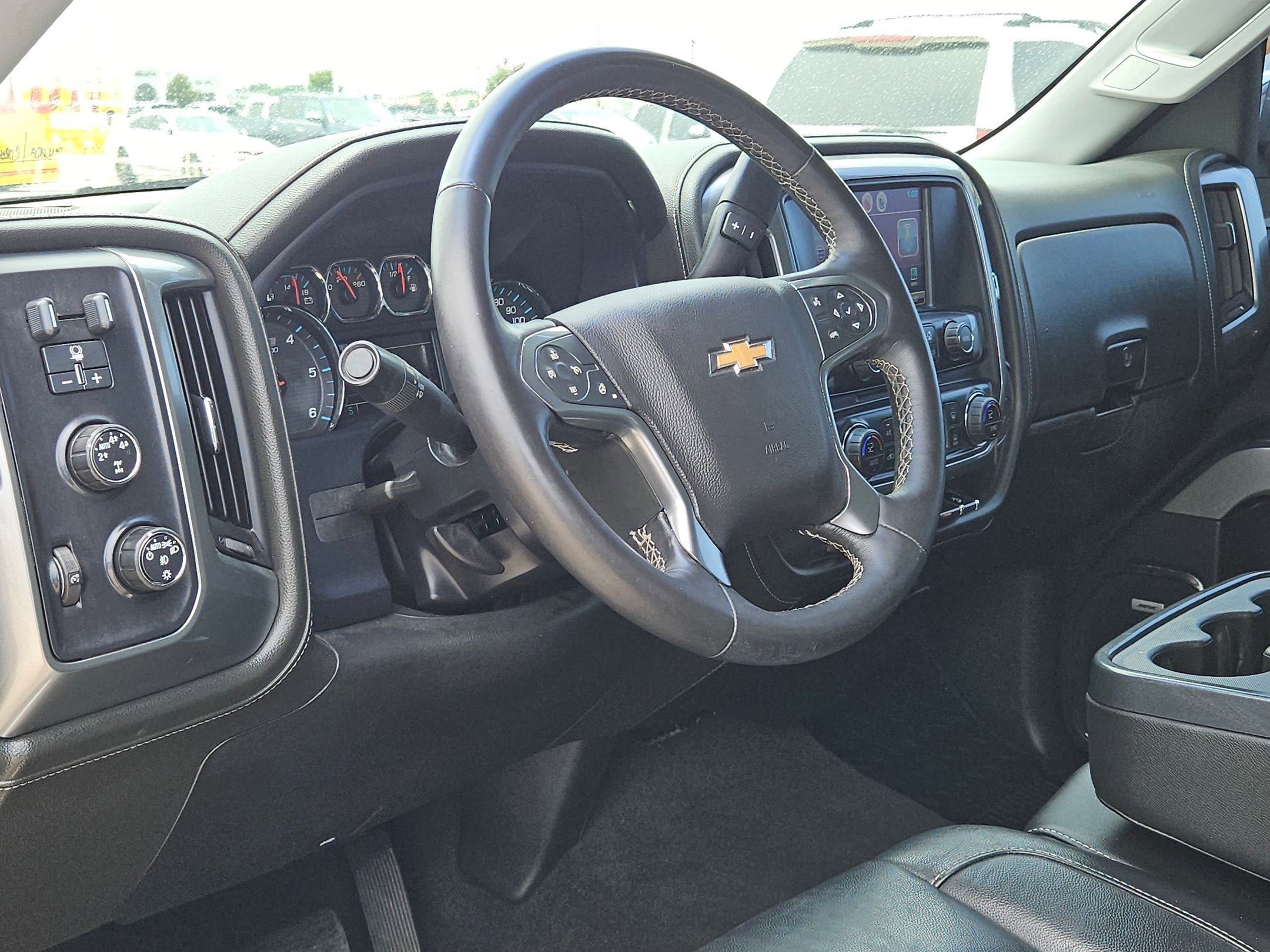Used 2015 Chevrolet Silverado 1500 LTZ AWD/4WD image 10