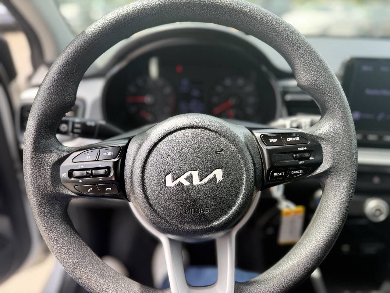 Used 2022 Kia Rio S FWD image 12