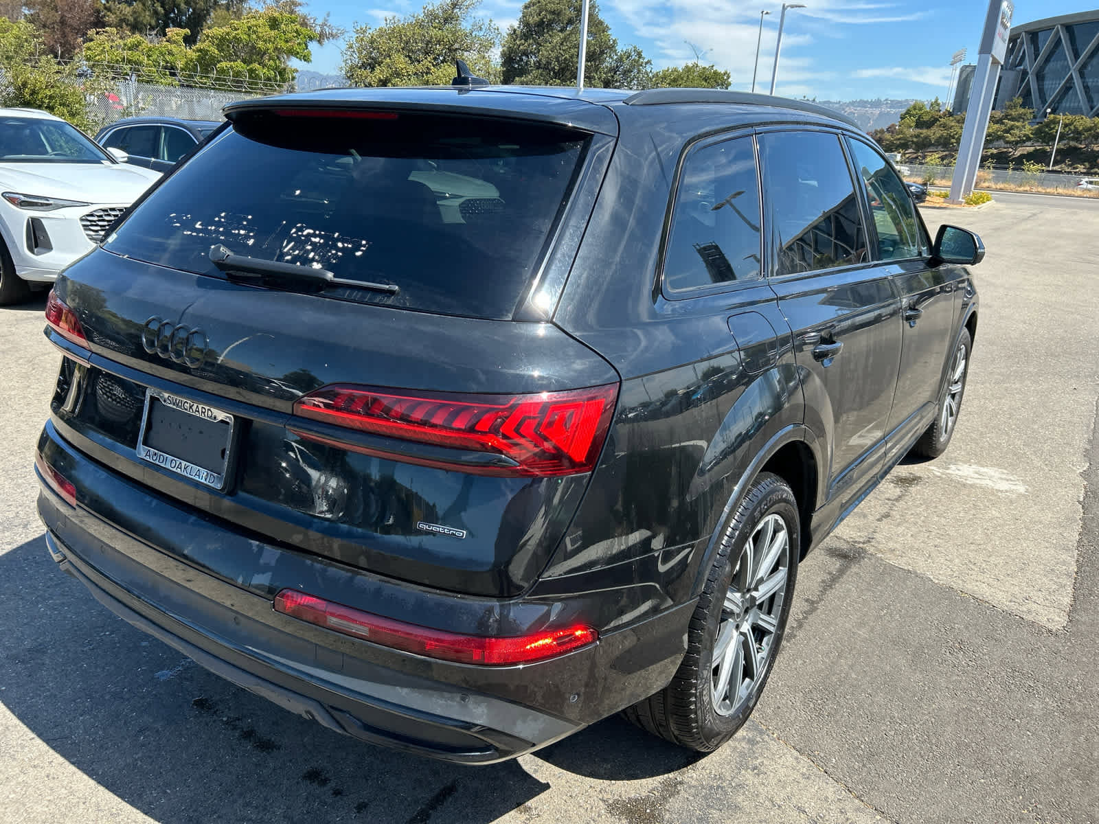 Used 2023 Audi Q7 Premium Plus w/ Premium Plus Package image 4