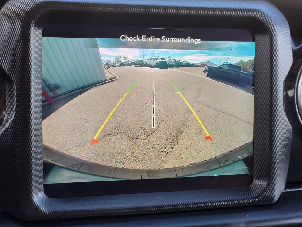 Used 2020 Jeep Wrangler Unlimited Sahara image 20