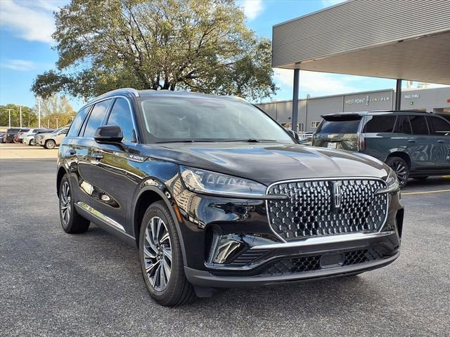 New 2026 Lincoln Aviator 2WD image 4