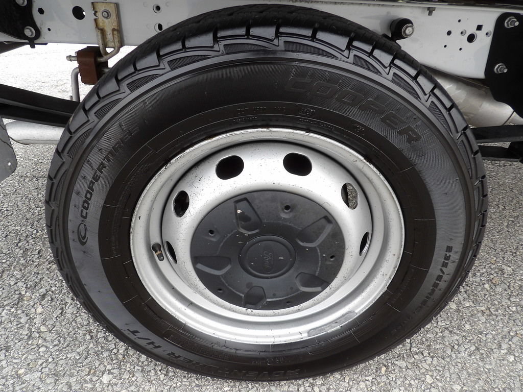 Used 2017 Ford Transit 250 138 RWD image 30