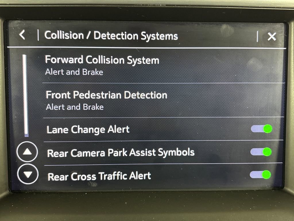Used 2023 GMC Acadia SLE FWD image 26