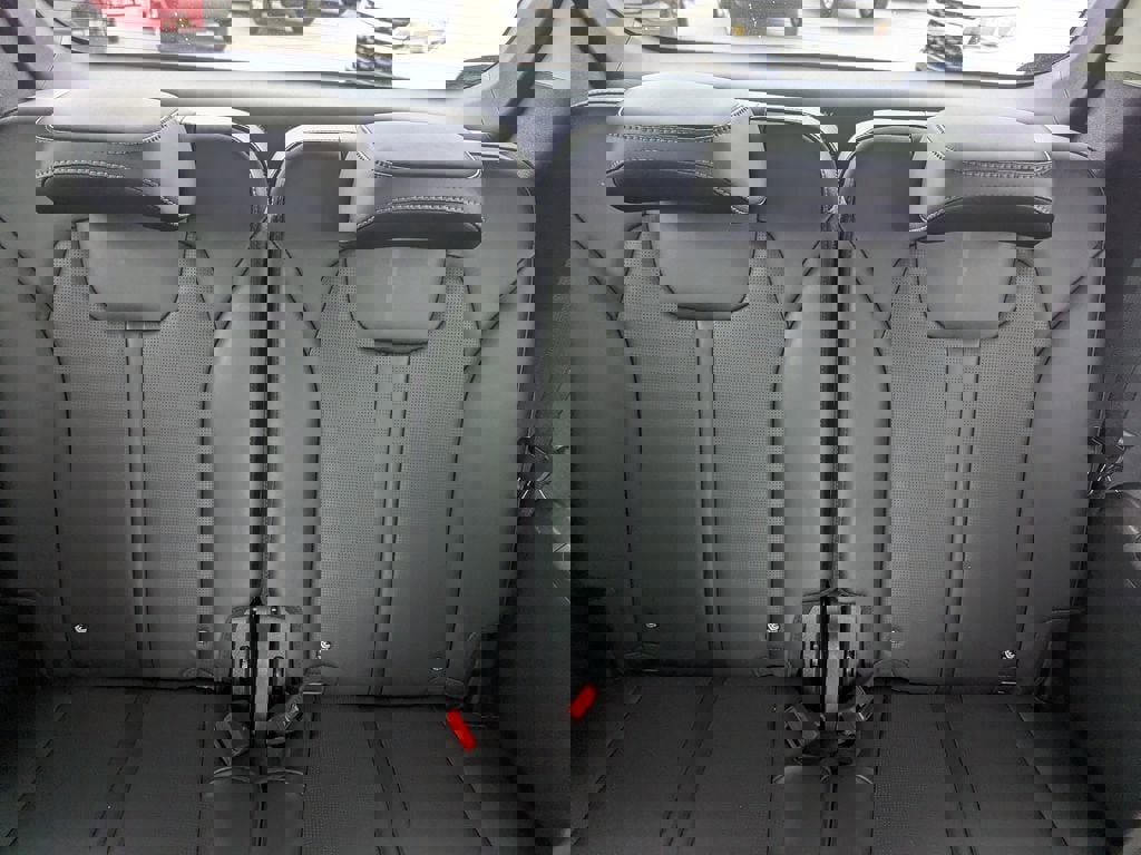 Used 2024 Kia Sorento SX image 15