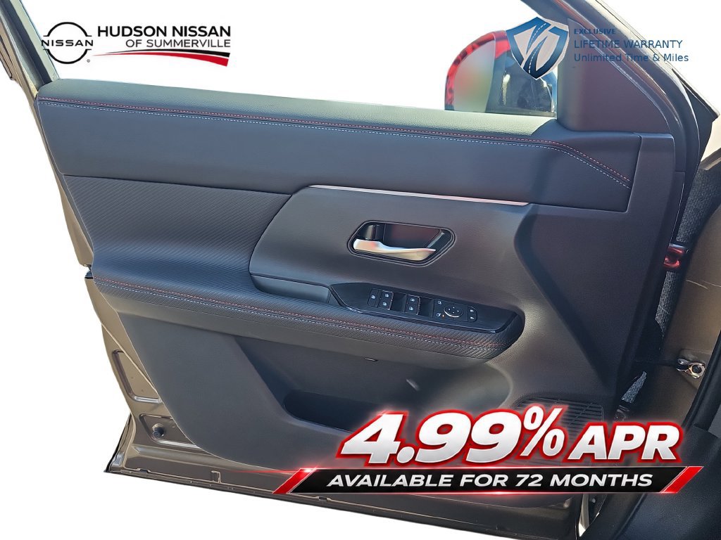 Used 2026 Nissan Kicks SR w/ SR Premium Package FWD image 27