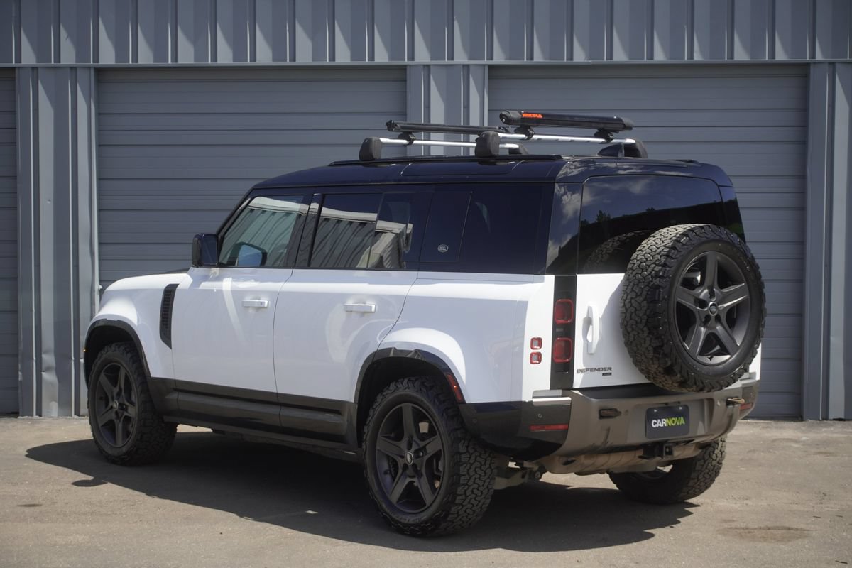 Used 2022 Land Rover Defender 110 X-Dynamic SE AWD/4WD image 3