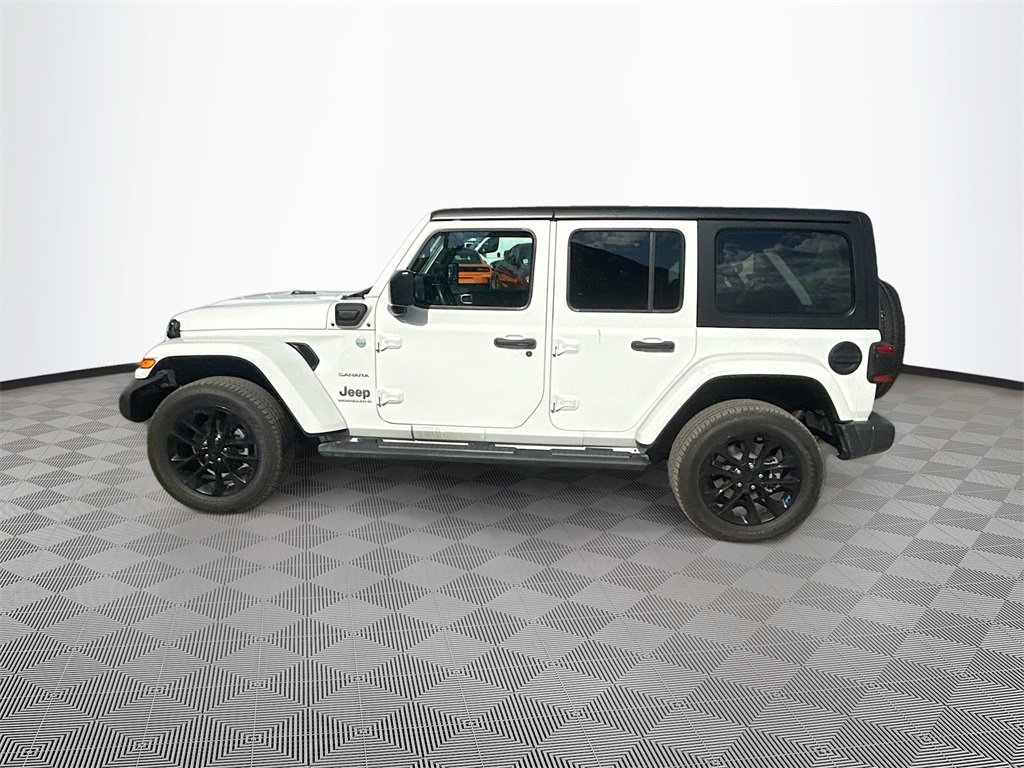 Used 2023 Jeep Wrangler Unlimited Sahara w/ Cold Weather Group image 9