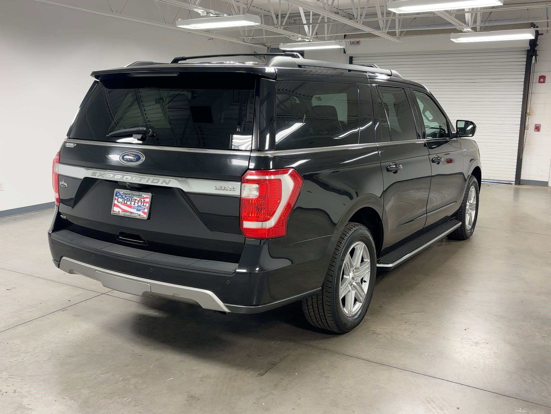 Used 2019 Ford Expedition Max XLT w/ Equipment Group 202A image 7