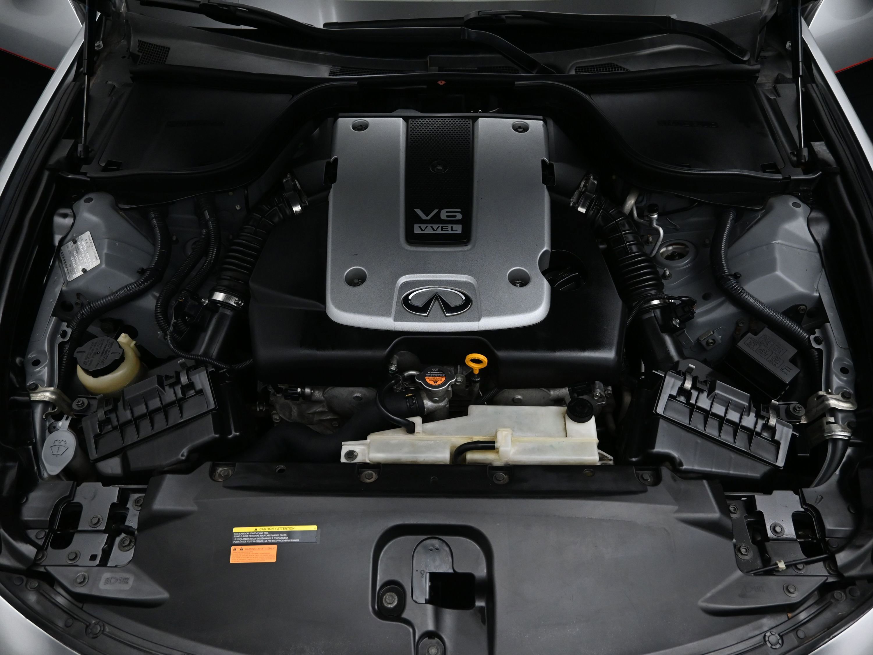 Used 2010 INFINITI G37 Journey w/ Premium Pkg image 7