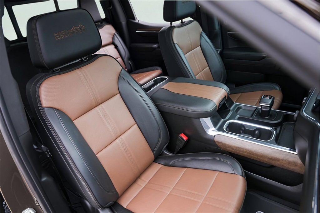 Used 2023 Chevrolet Silverado 1500 High Country w/ High Country Premium Package image 34