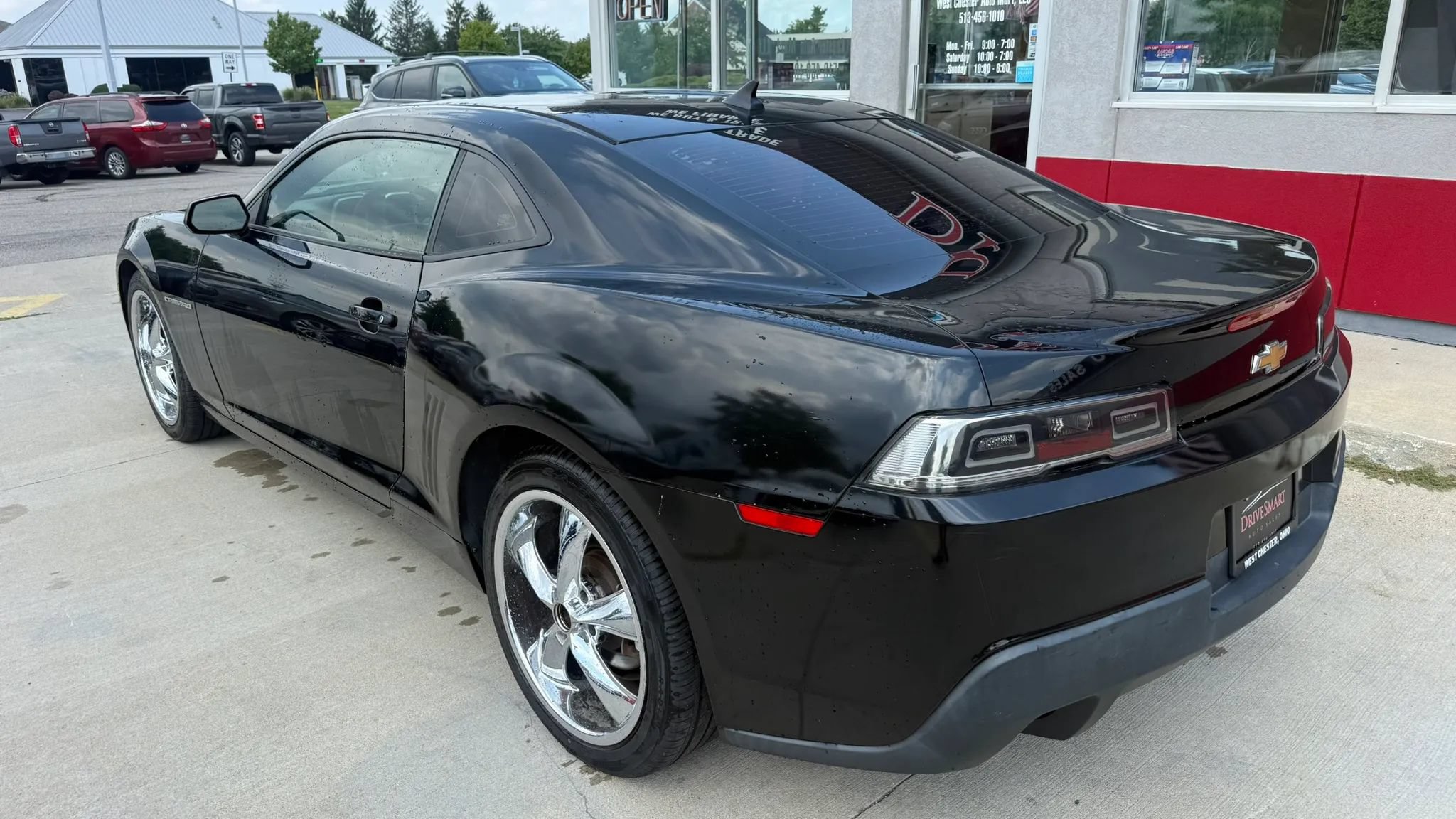 Used 2015 Chevrolet Camaro LS RWD image 4